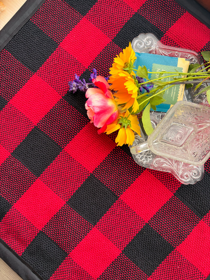 Classic Check Towels or Table Topper Pattern