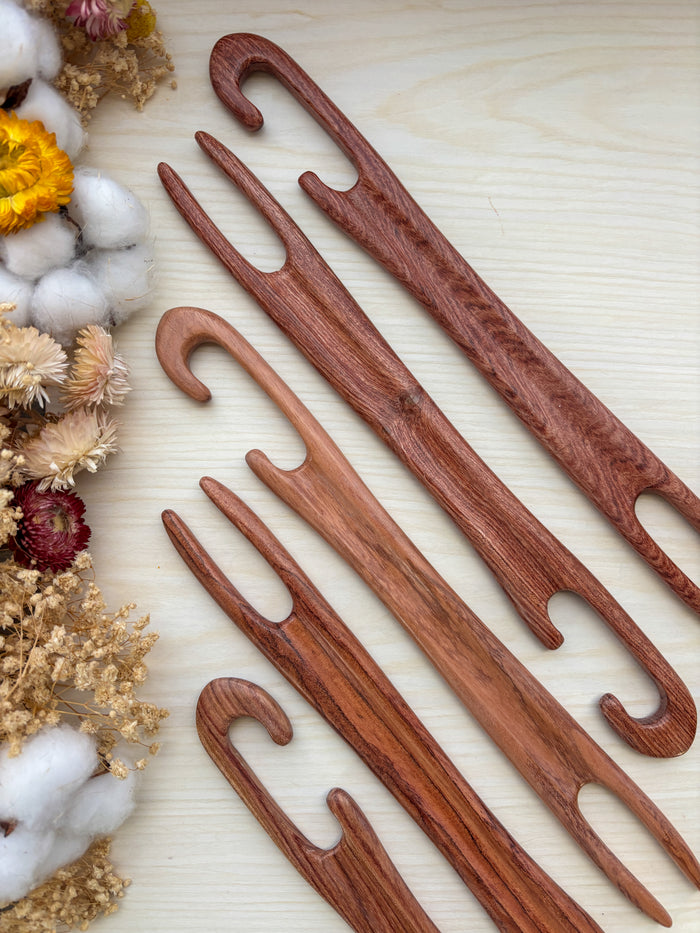 Ergonomic Wooden Weaving Shuttle