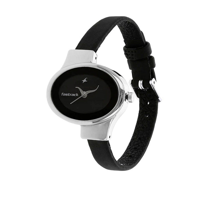 Fastrack Women's Quartz Watch with Analog Display and Leather Bracelet 6015SL02