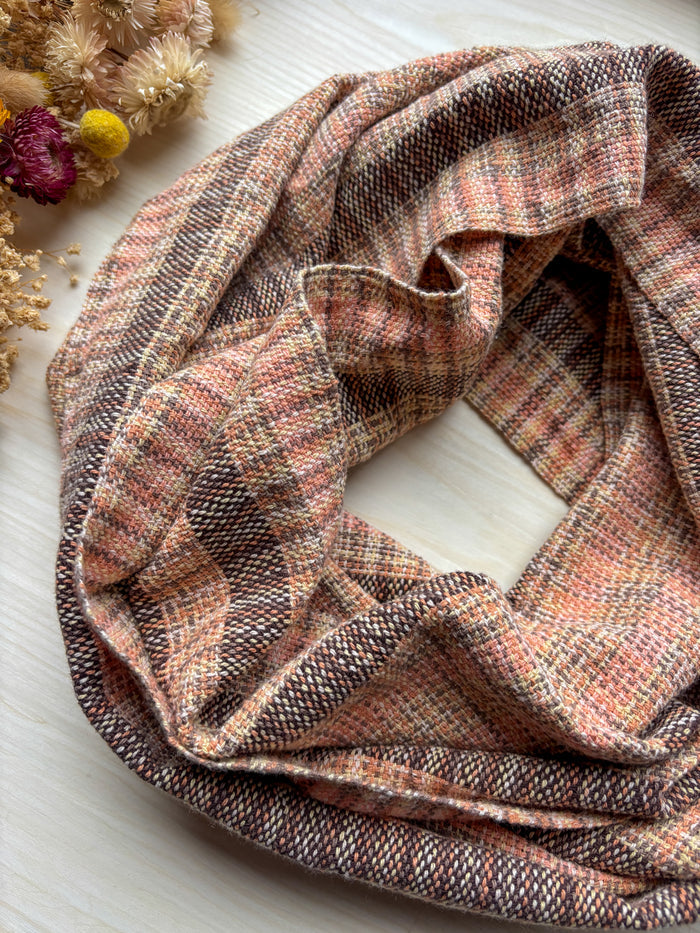Mosaic Infinity Scarf Pattern