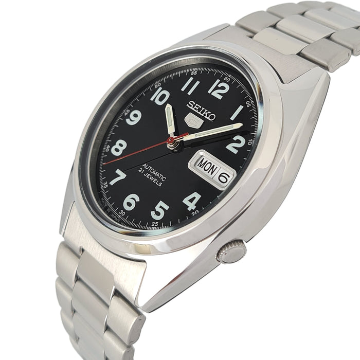 Seiko automatic 21 Jewels Calendar  black dial Stainless steel watch  SNK401J