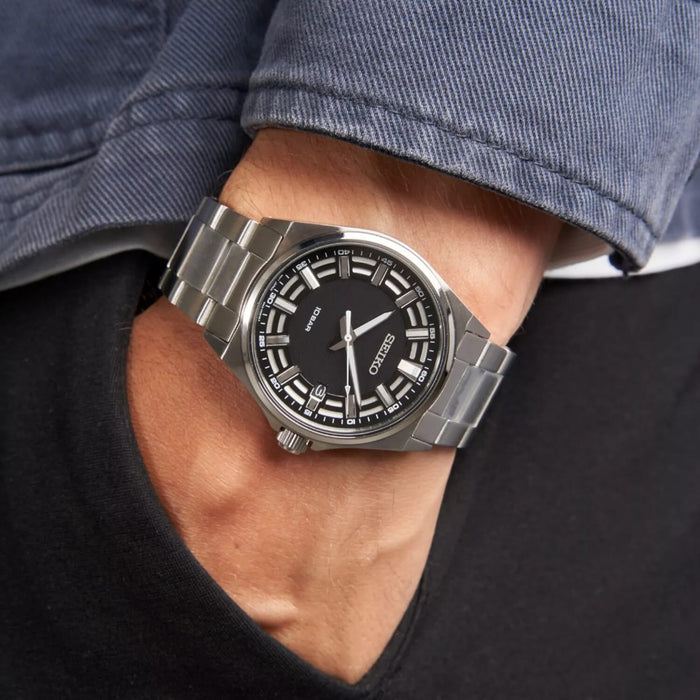SEIKO BLACK DIAL STAINLESS STEEL MEN'S WATCH - SUR505P1