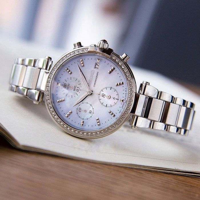 Seiko Chronograph Quartz Diamond Accent SNDV39 SNDV39P1 SNDV39P Women's Watch