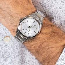 Seiko white dial stainless steel watch for men SUR307P