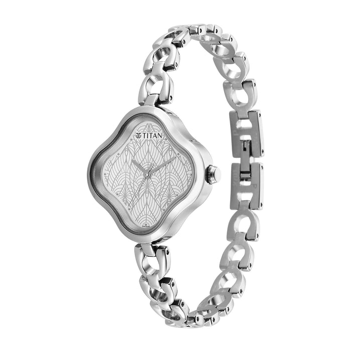 Titan Karishma White Dial Analog Metal Strap Watch for Women 2701SM01