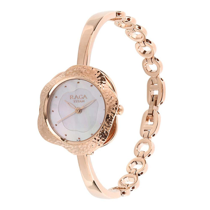 Titan Raga Espana Flor by Titan Mother of Pearl Dial Analog Watch for Women 95057WM01