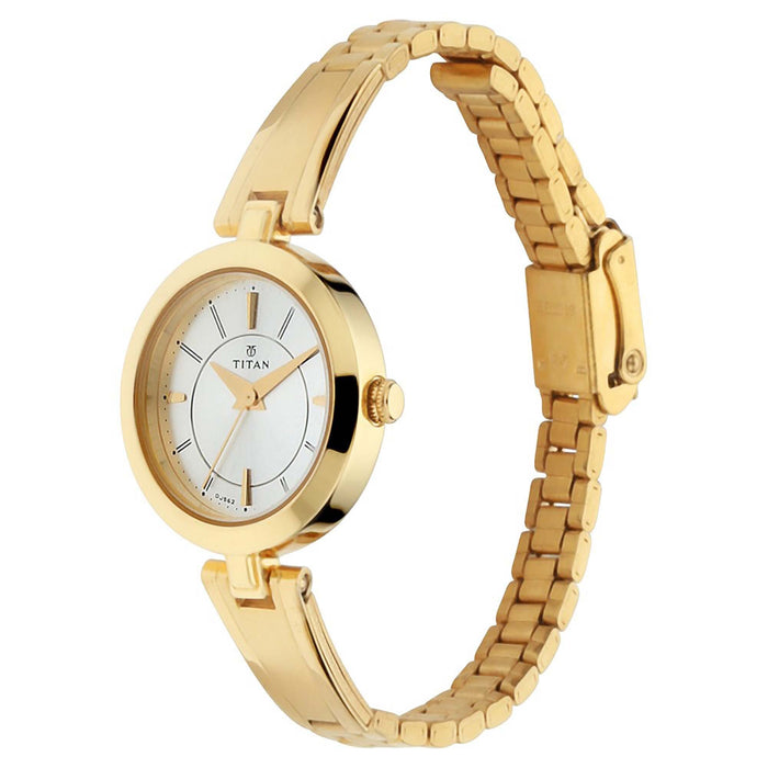 Titan Women Metal Silver White Dial Analog Watch -Nn2598Ym02, Band Color-Gold