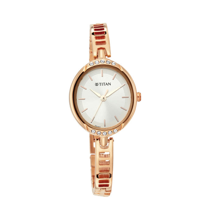 Titan Women Stainless Steel Ladies Karishma 2020-21 Analog Steel Dial Watch-Nn2637Wm01/Nr2637Wm01, Band Color-Rose Gold