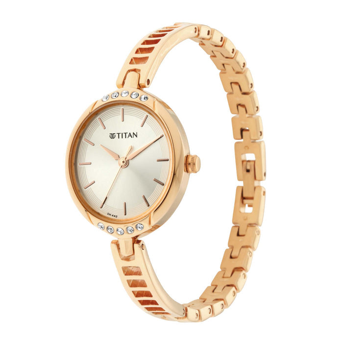 Titan Women Stainless Steel Ladies Karishma 2020-21 Analog Steel Dial Watch-Nn2637Wm01/Nr2637Wm01, Band Color-Rose Gold