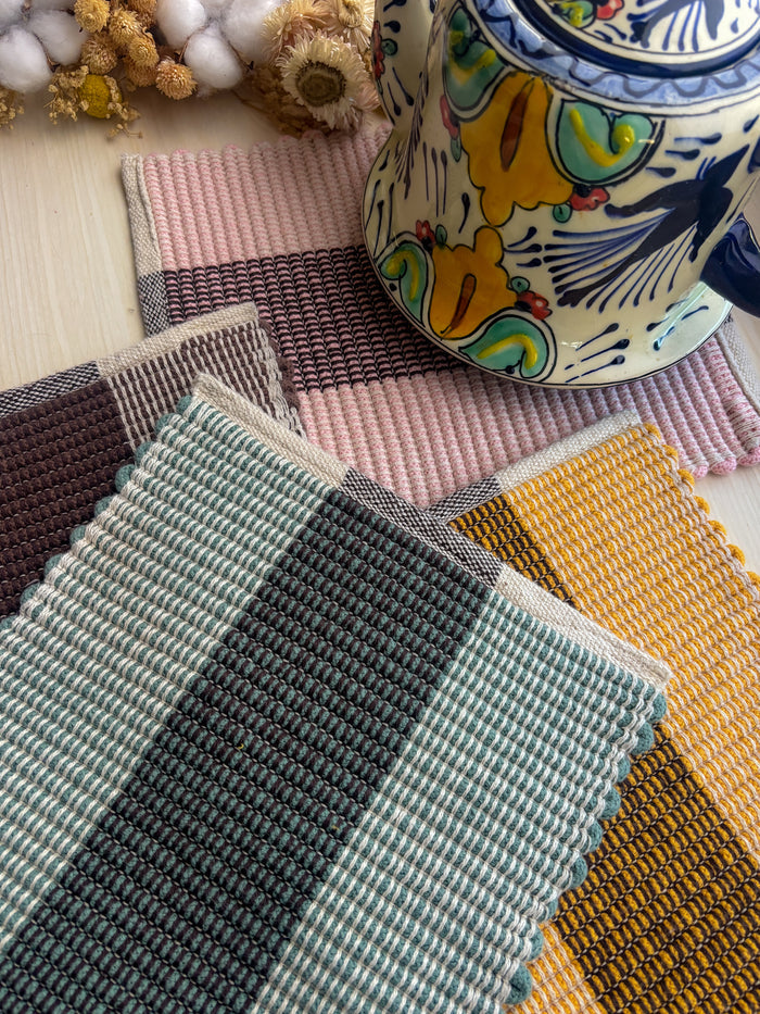 Warm Welcome Hot Pads Pattern