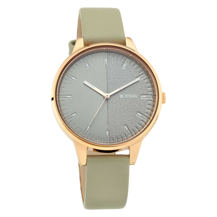 Workwear Watch with Grey Dial Leather Strap