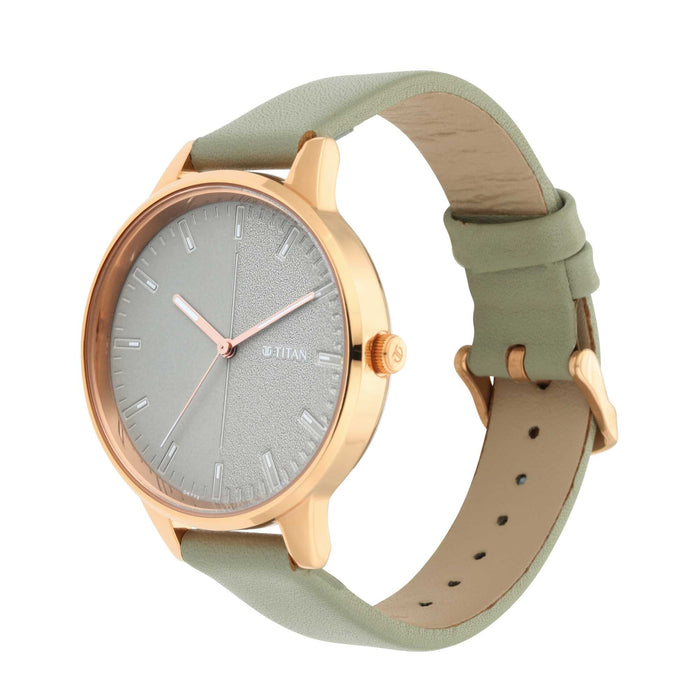 Workwear Watch with Grey Dial Leather Strap